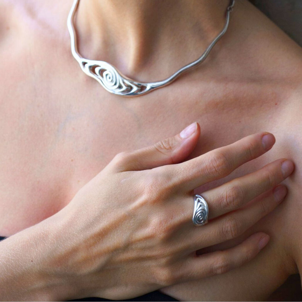 Fantasia Ring and Collar in Silver