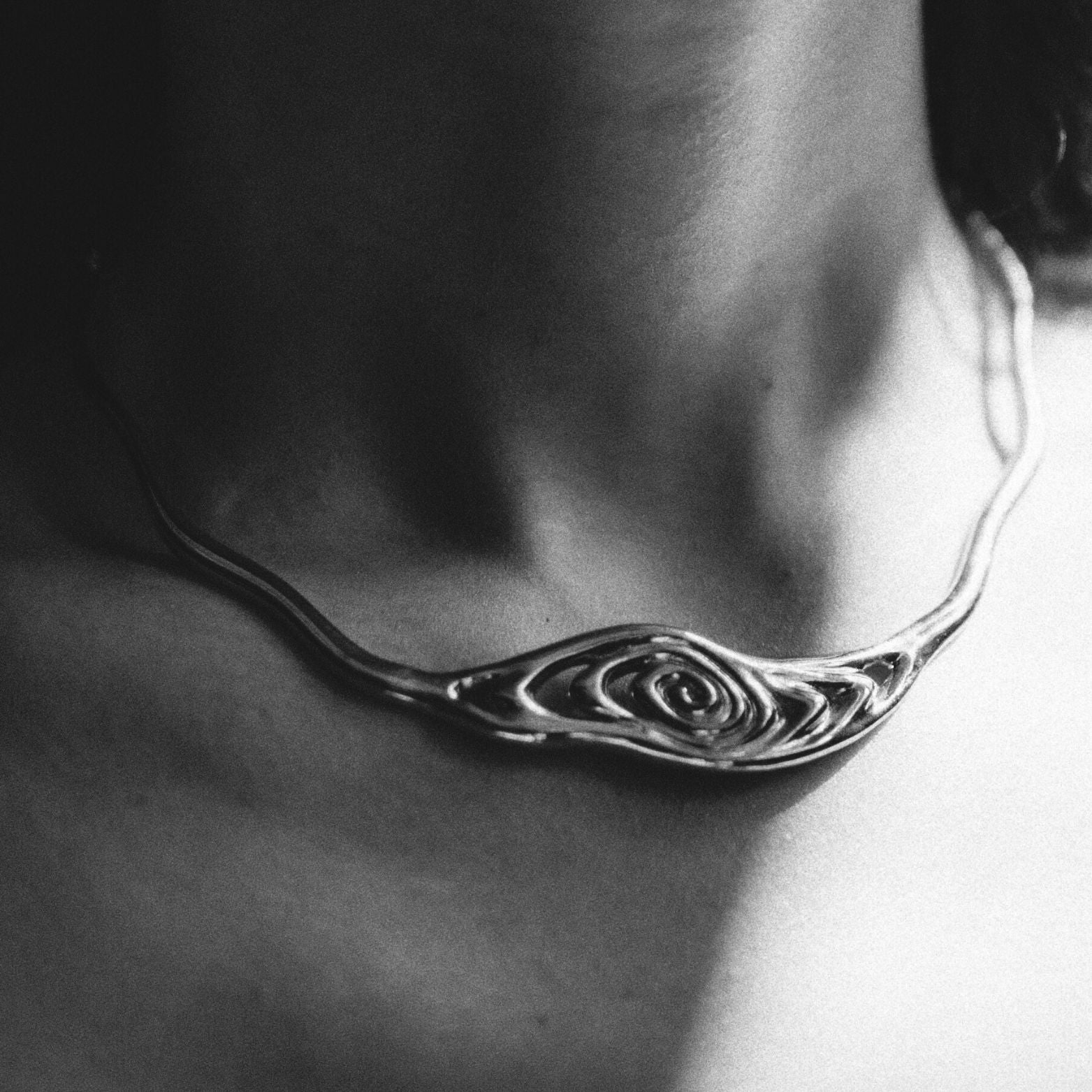 Sahakian Fantasia Collar in Silver
