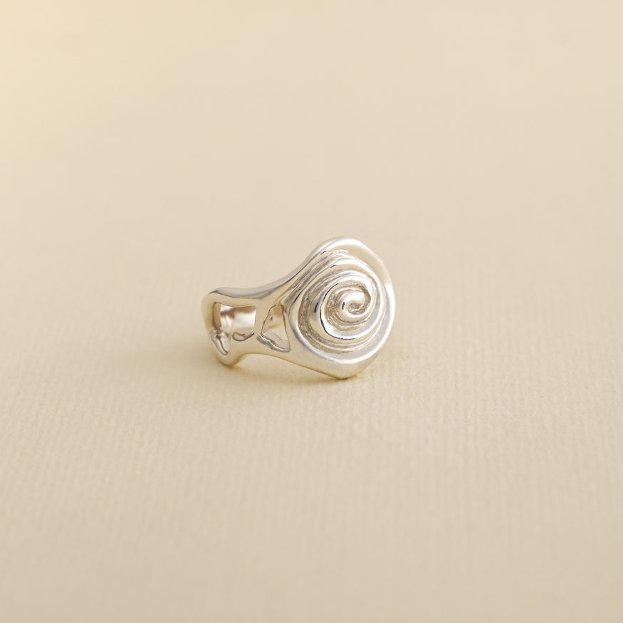 Titania ring large silver