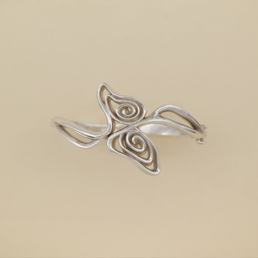 Isis bracelet silver